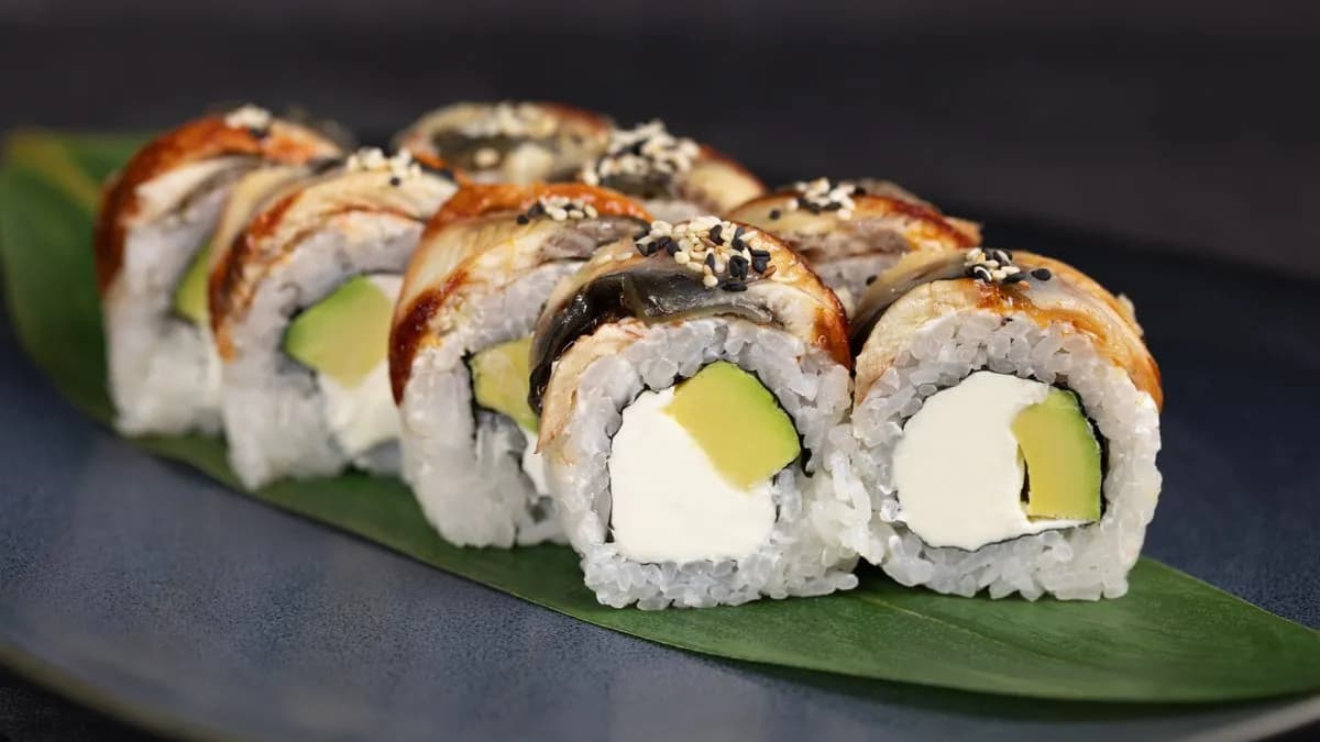 URAMAKI PHILADELPHIA WĘGORZ