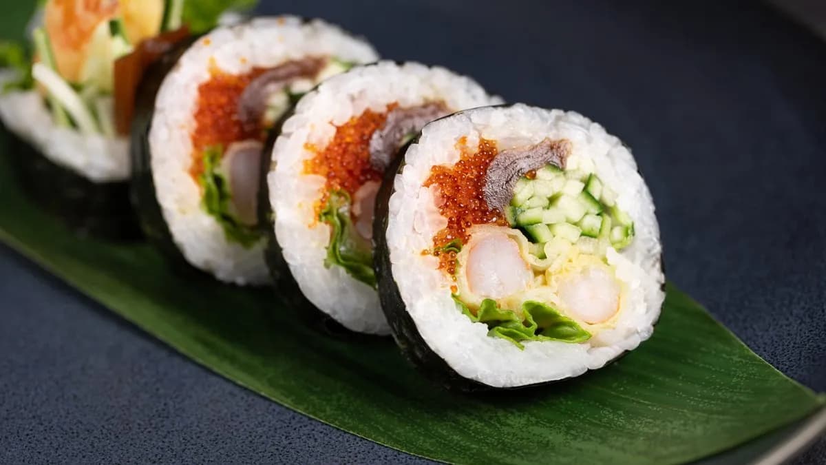 FUTOMAKI KREWETKA TEMPURA