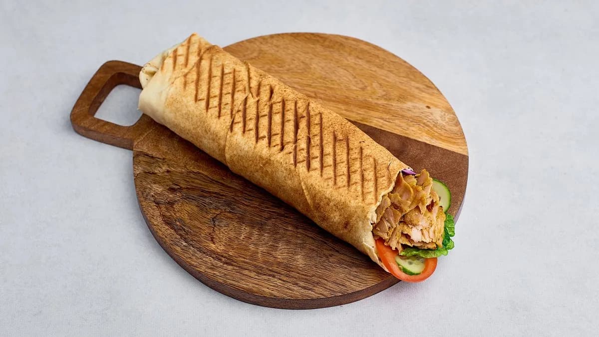 Kebab z kurczaka na cienkim cieście