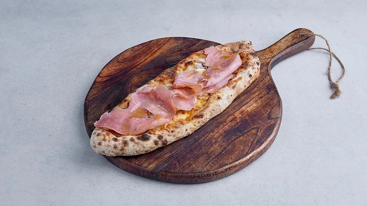 A'la zapiekanka Capricciosa