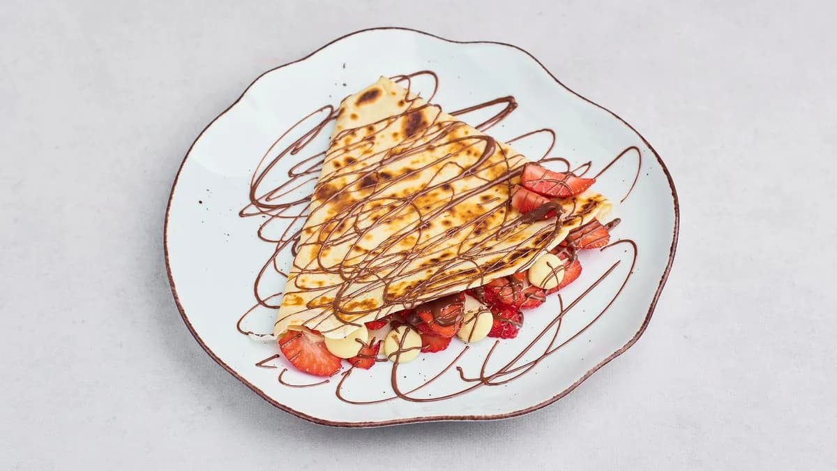 Naleśnik z truskawkami