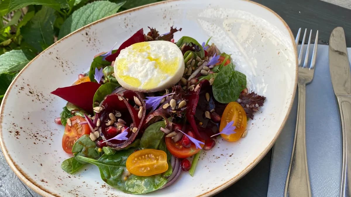 Sałata z burratą 🌿