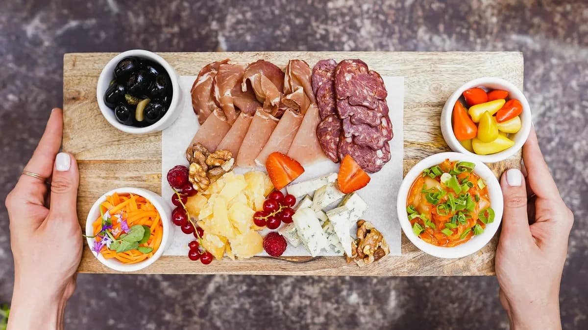 Tapas na Koszykowej dla 2 osób - dla mięsożerców