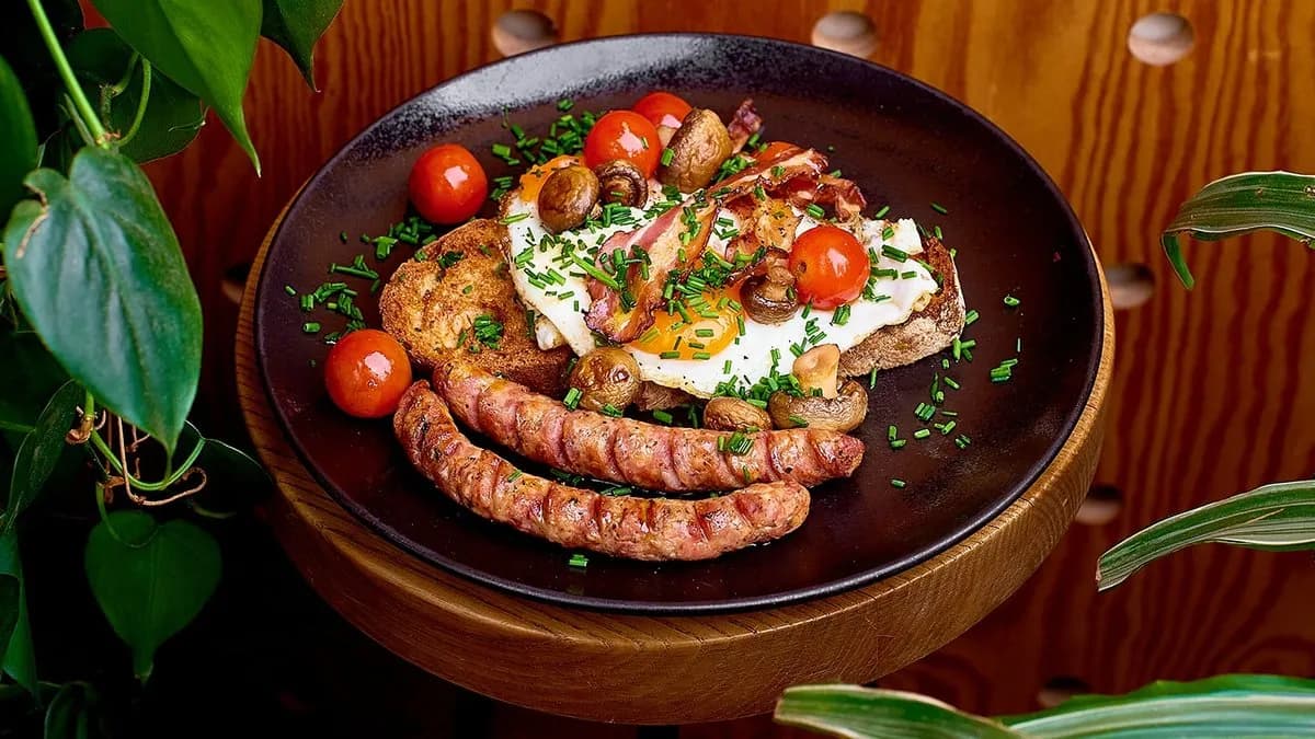 Śniadanie angielskie na grzance