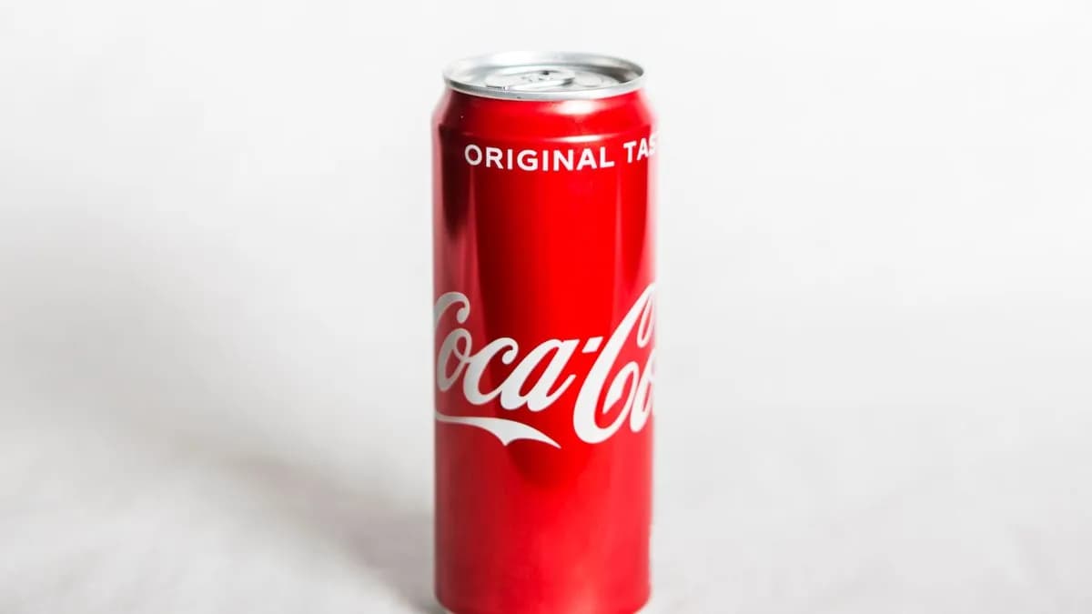 Coca cola puszka 330ml