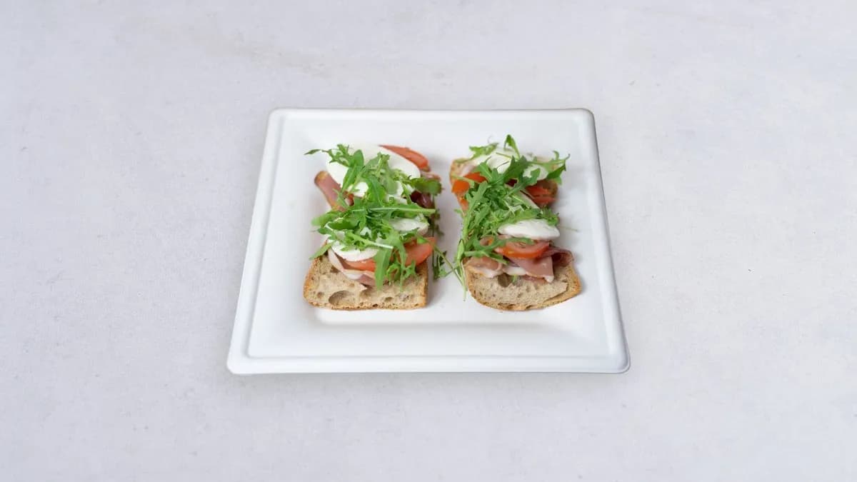 Tost z szynką parmeńską