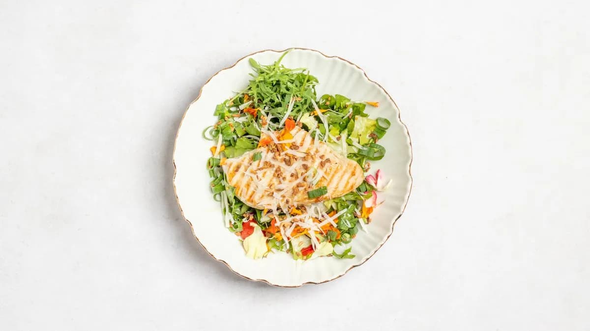 Sałatka z ozorkiem cielęcym