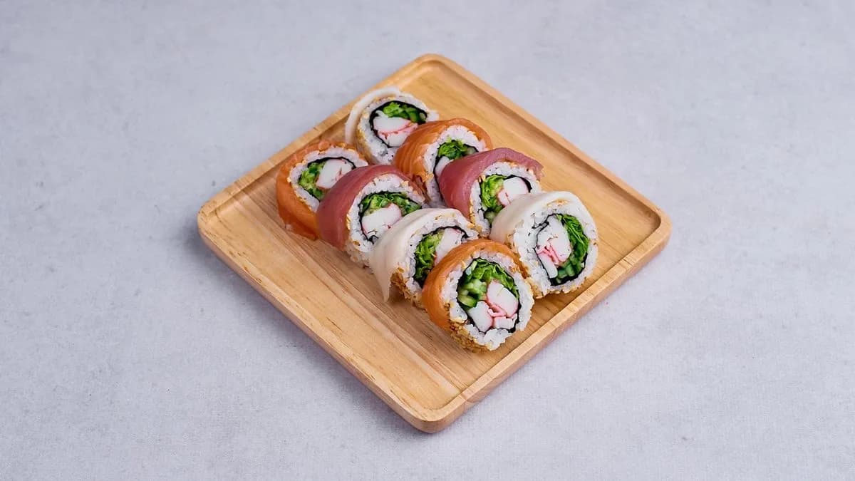 Gold california maki krab z 3 gatunkami ryb