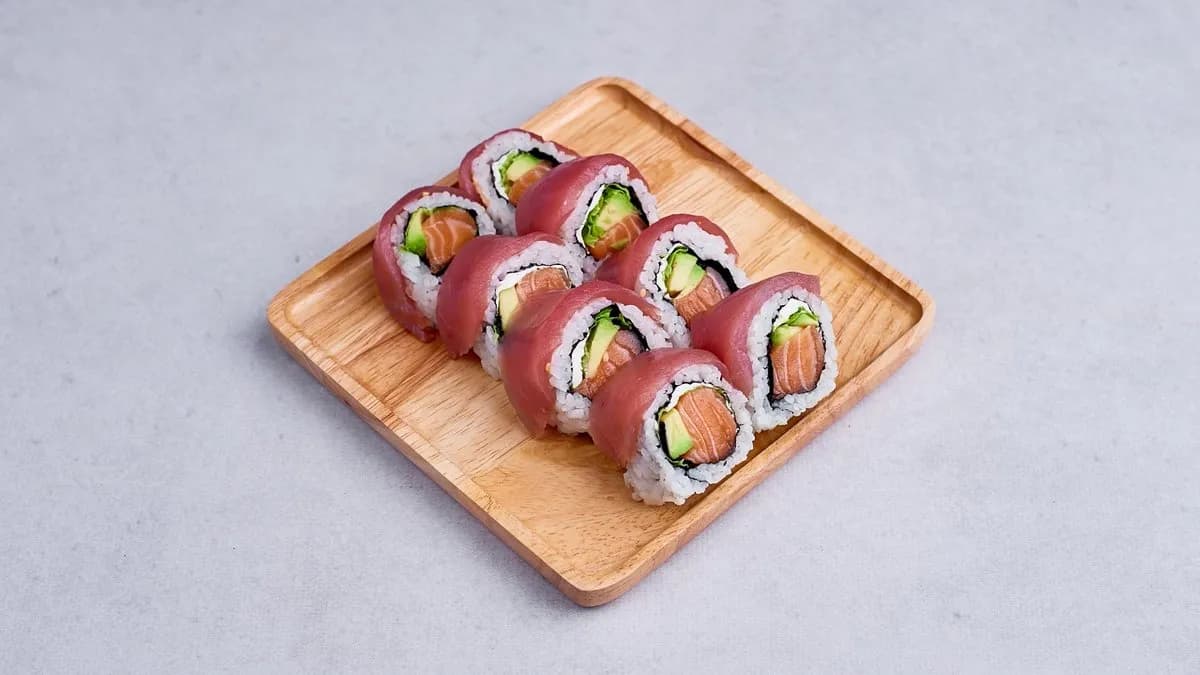 Gold california maki łosoś z tuńczykiem