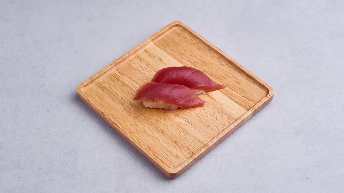Nigiri tuńczyk