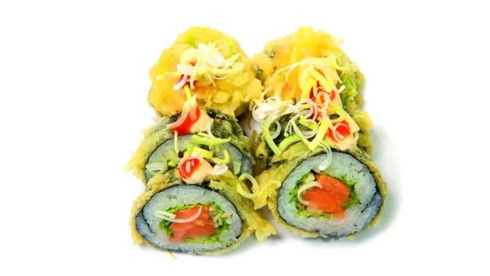 Tempura maki z łososiem