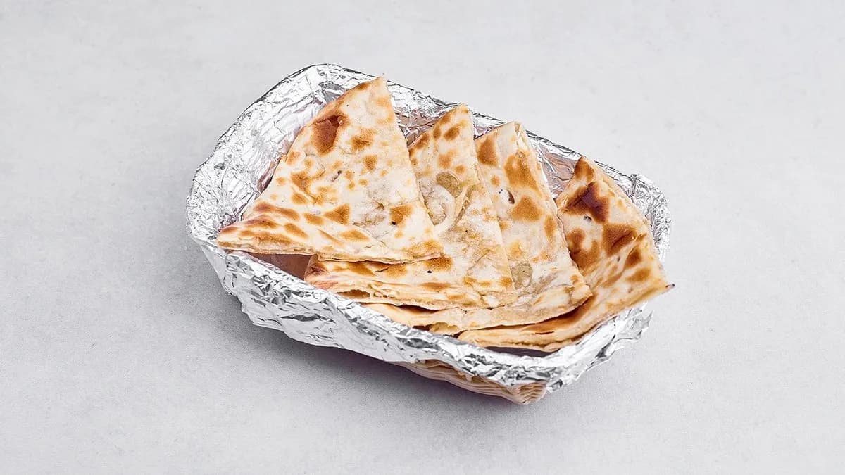 Stuffed naan