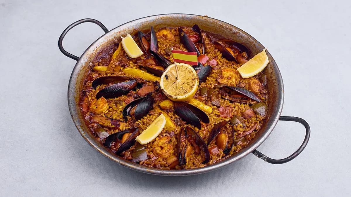Paella z Owocami Morza