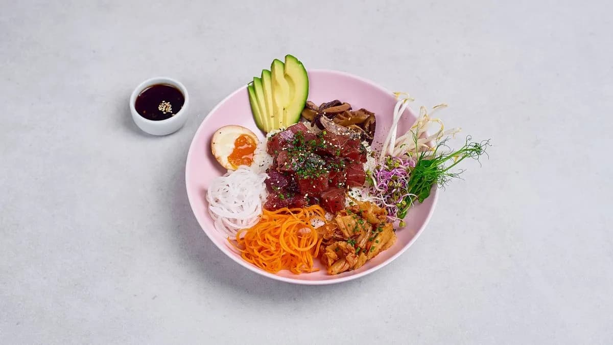 Signature tuńczyk marynowany w shoyu