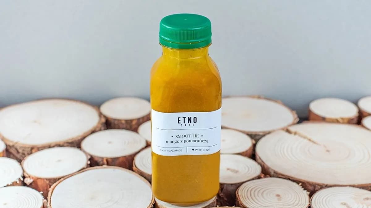 Smoothie z mango i pomarańczą