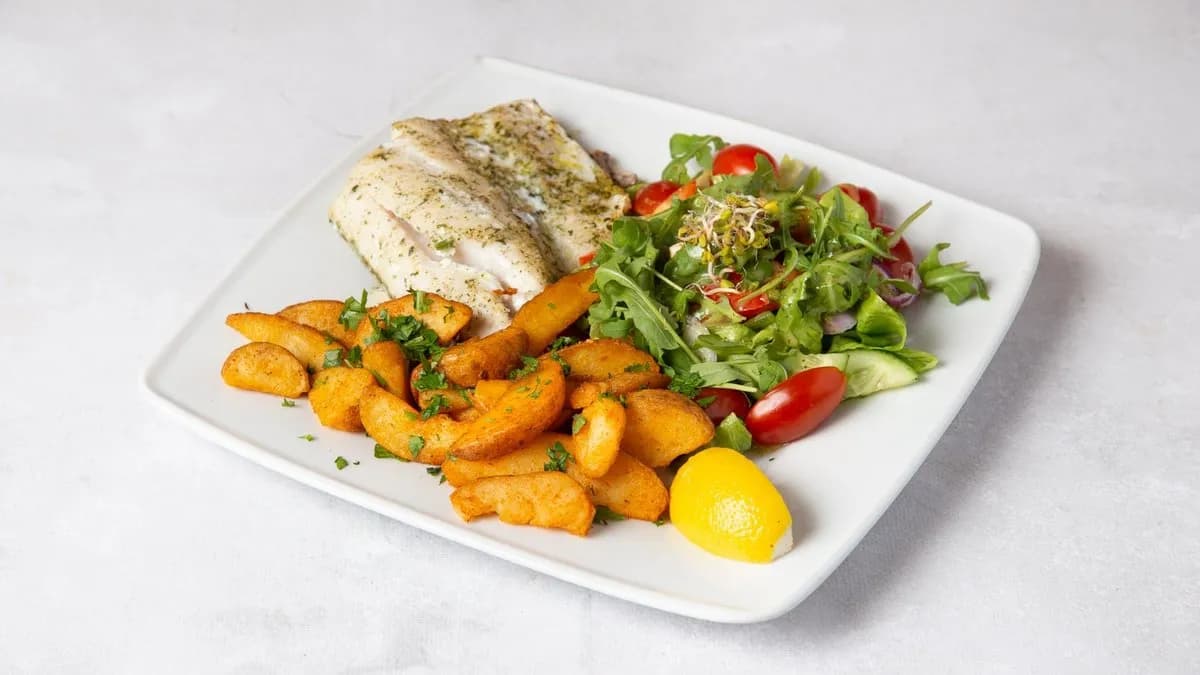 Sandacz w sosie porowym