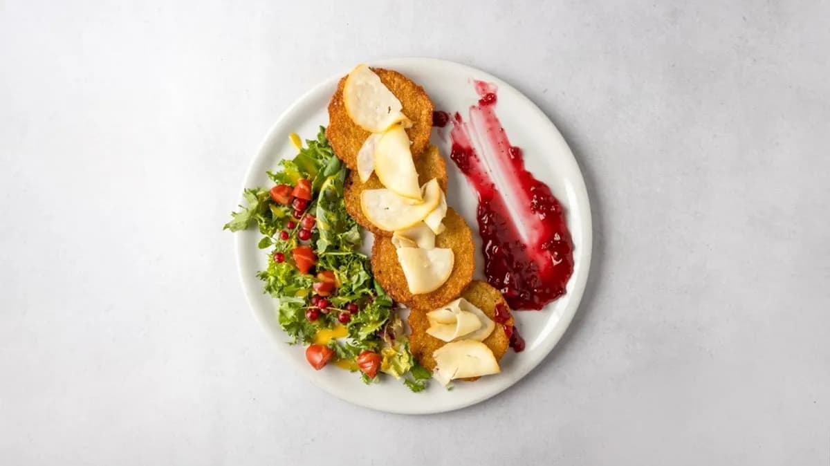 Ziemniak grillowany z serem i bryndzą