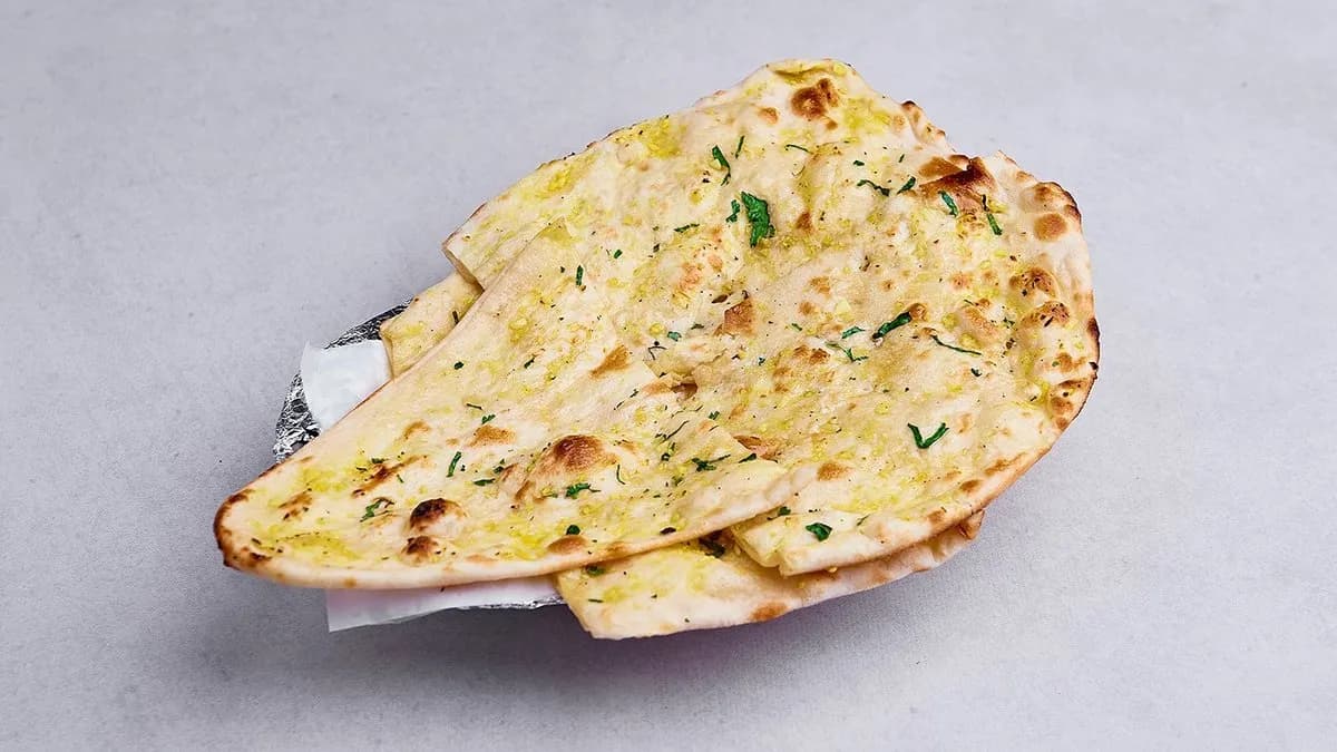 Garlic naan