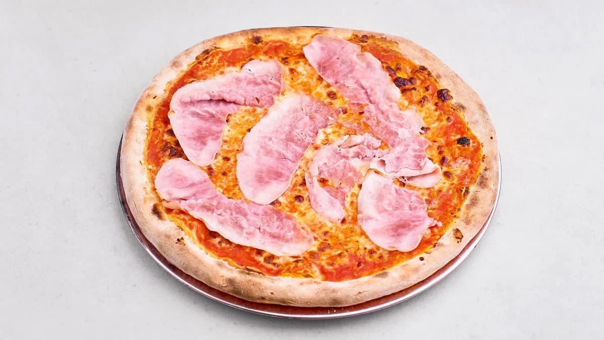 Taleggio e prosiutto cotto (bez sosu pomidorowego)