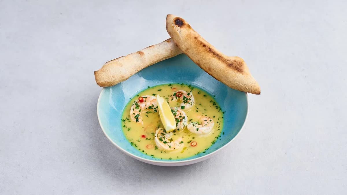 Krewetki w białym winie