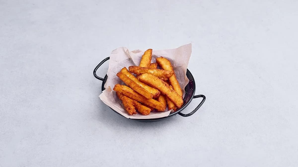 Frytki z batatów z kolendrą i serem feta