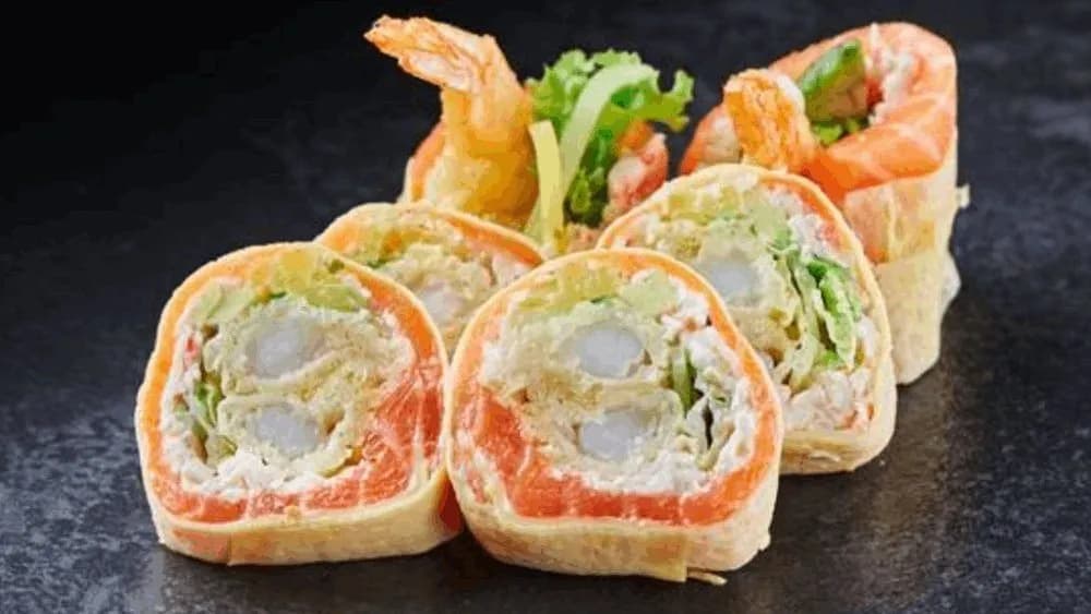 Specjał Surimi ebi tempura roll, (6szt)