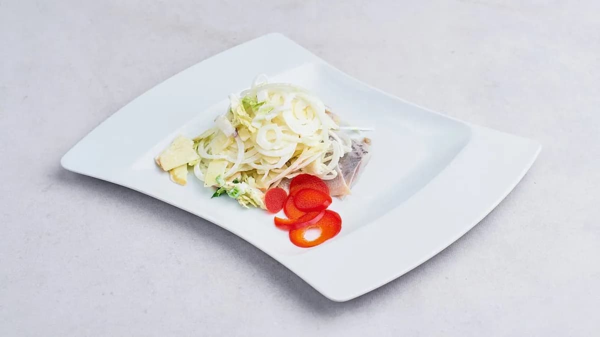 Śledź w śmietanie z jabłkiem