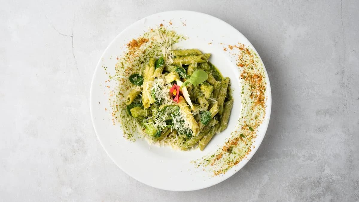 Penne rigate crema di formaggio con pollo