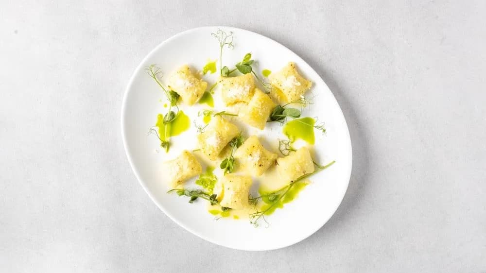 Gnocchi al sugo con polpettine vegane