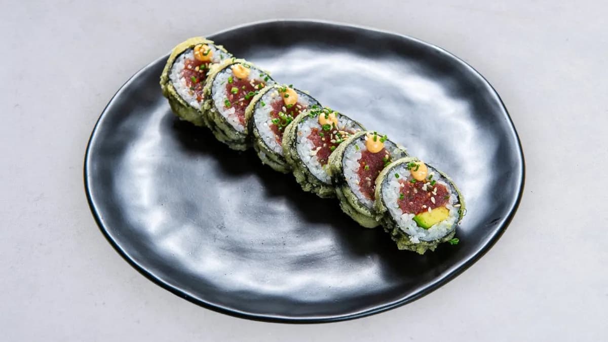 Futomaki tatar tuńczyk - rolka w tempurze