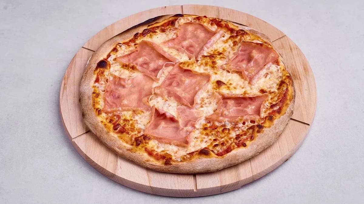 Pizza z Szynką