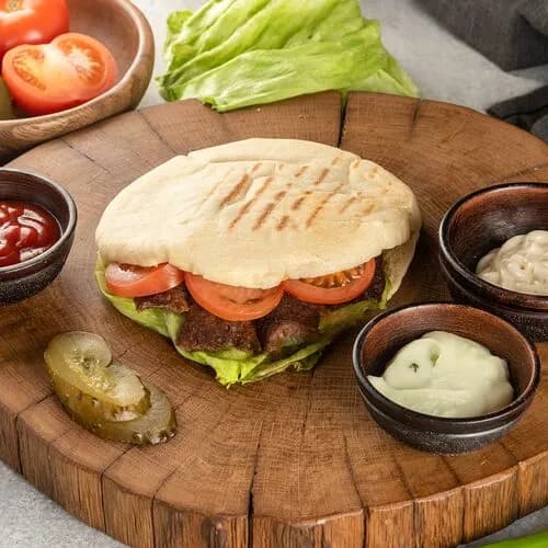 Грибная пита с говядиной