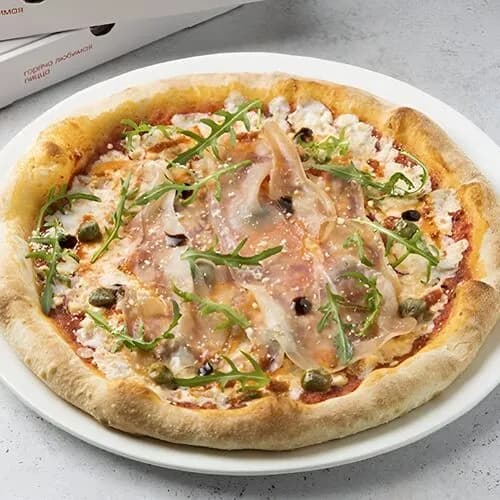Пицца с пармской ветчиной