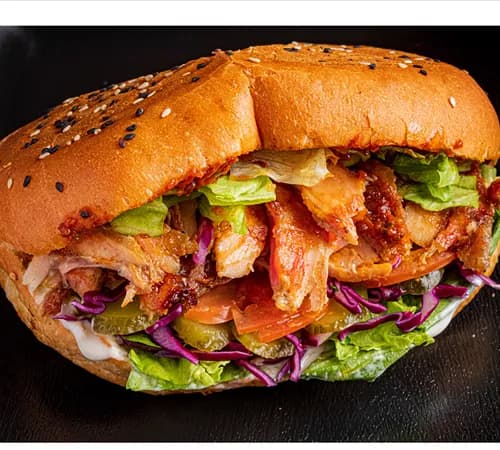 Донер классический с соусом Искандер