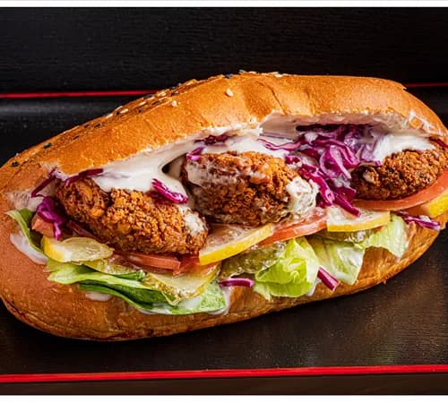 Донер фалафель с соусом таратор