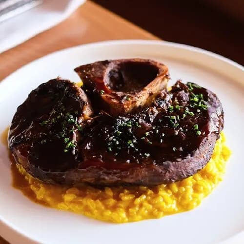 Оссо буко с ризотто миланезе