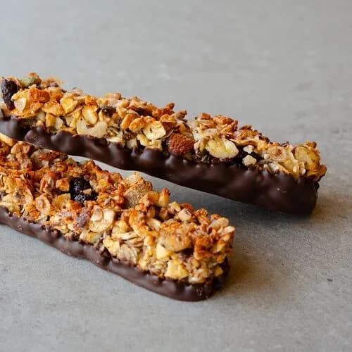 Зерновой батончик с клюквой и шоколадом Veg