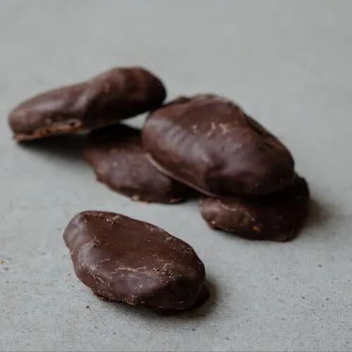 Чернослив в шоколаде