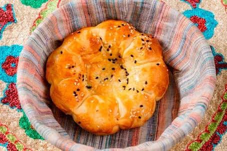 Лепешка узбекская