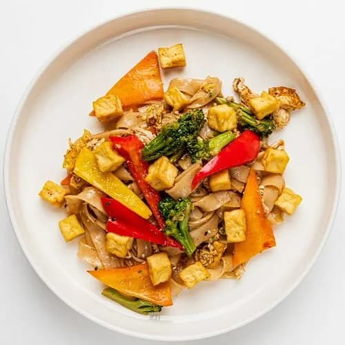 Лапша Пад си ю с сыром тофу