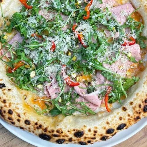 Мортаделла и вяленые томаты большая