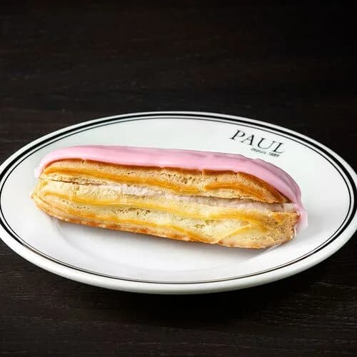 Клубничный эклер