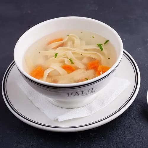 Куриный суп с лапшой