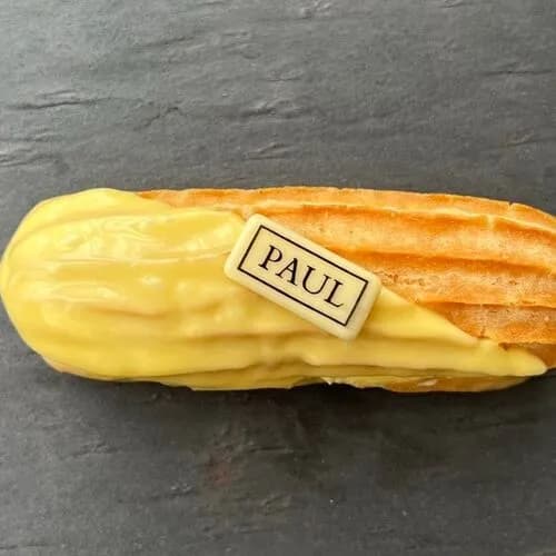 Банановый эклер