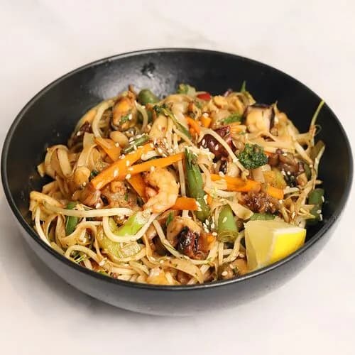 Лапша с морепродуктами