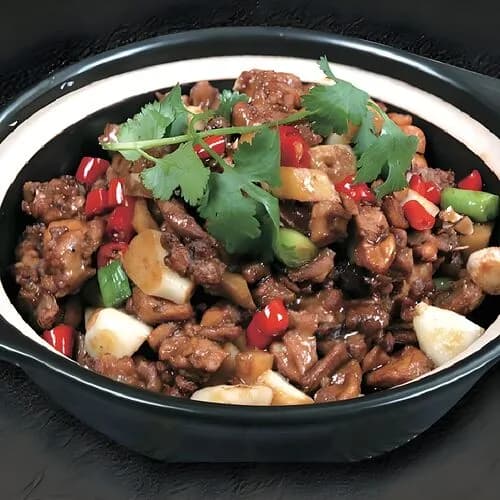 Тушеный кролик со свиными ребрышками