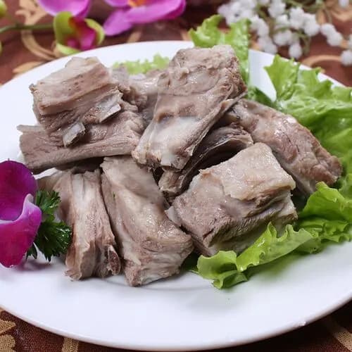 Тушеные бараньи ребрышки