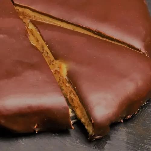 Шведский миндальный торт Ikea с шоколадом