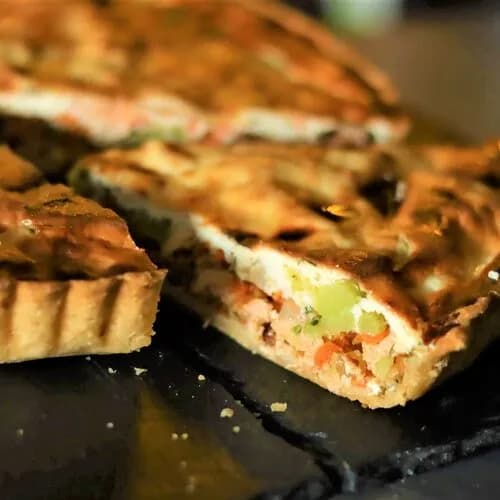 Киш с горбушей и брокколи