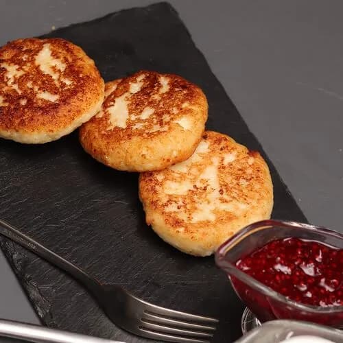 Сырники с вареньем